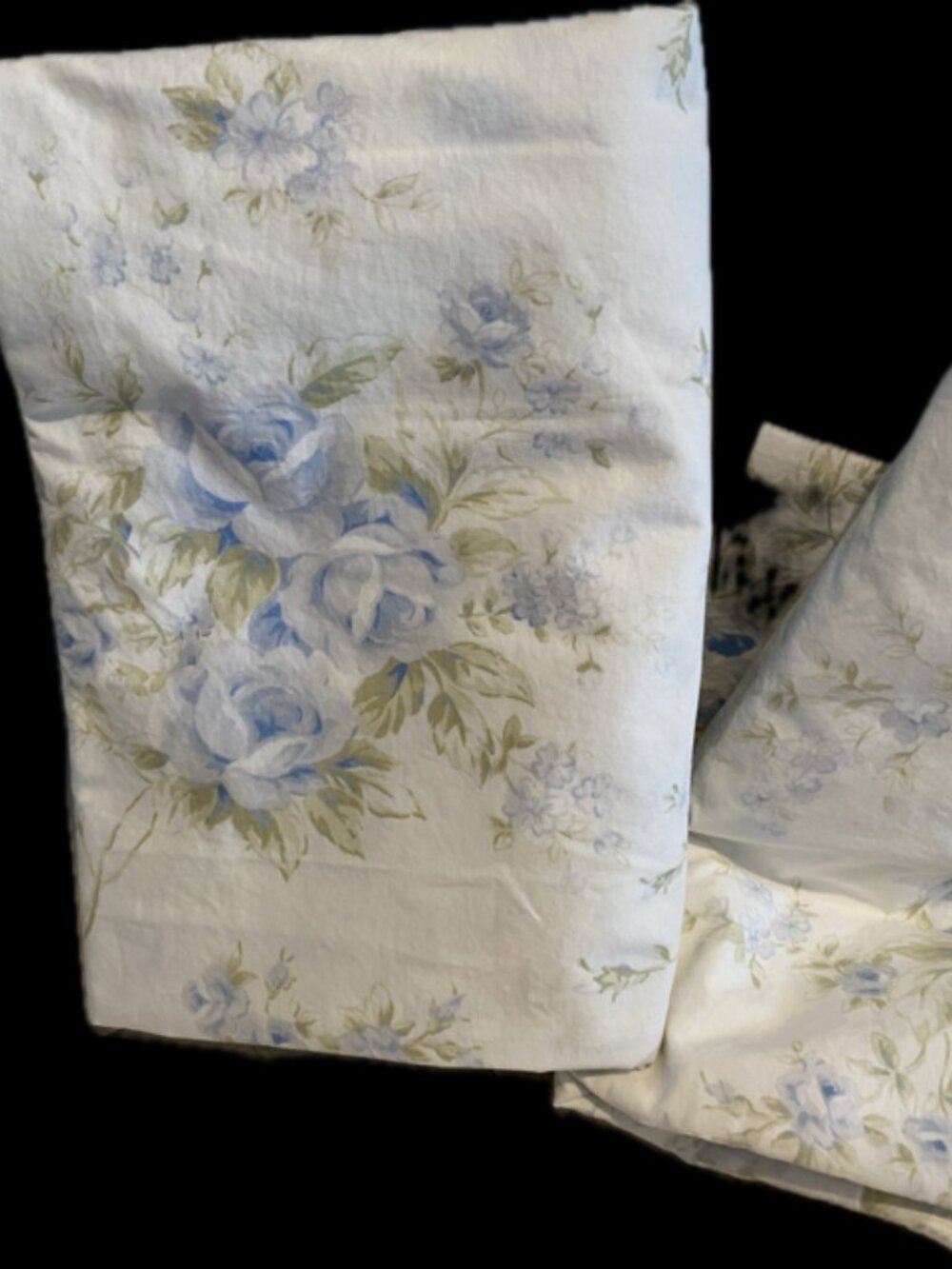 Rachel Ashwell Simply Shabby Chic curtains - Picture 2 of 2